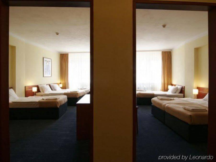 Rezidence Emmy Hotel Prague Ngoại thất bức ảnh